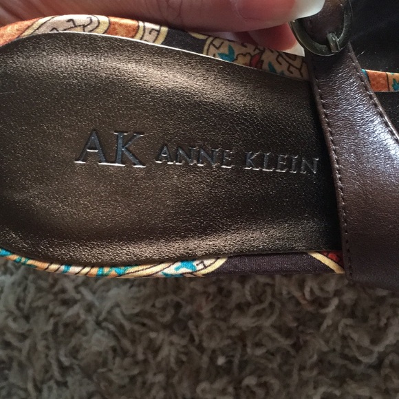 Sandal Wedges - Picture 5 of 6